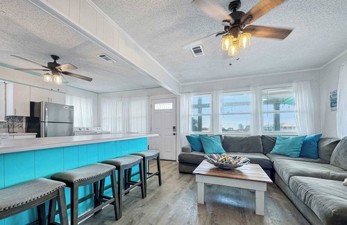 Fort Morgan Pines Casa | Bungalow by the Bay $400 FREE ACTIVITIES!