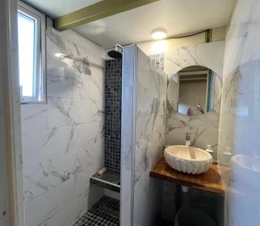 Centre Ville Apartamento | Bungalow case Agathe