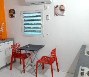 Petit-Bourg Casa | Bungalow charmant à Petit-Bourg avec jardin privatif