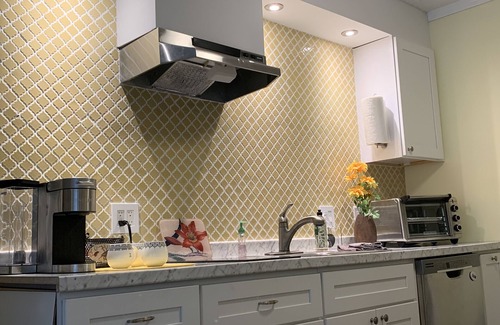 Tavares Casa | Bungalow close to Lake Dora, Big House, fishing, Mt Dora and downtown Tavares