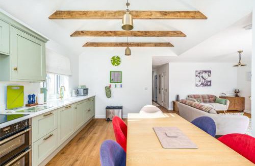 Angmering Casa | Bungalow Close to South Downs & Beach