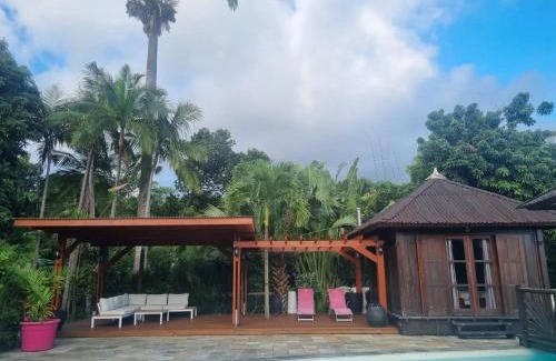 La Riviere Saint-Louis Casa | Bungalow confortable à Ruisseau avec piscine partagée