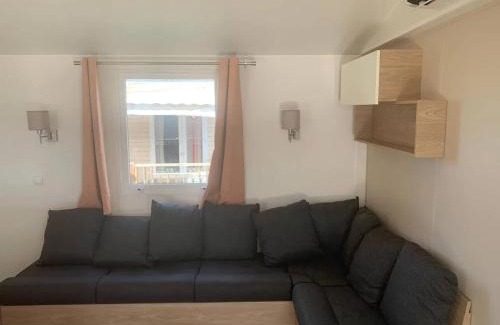 Serignan Casa | Bungalow confortable à Sérignan avec piscine partagée