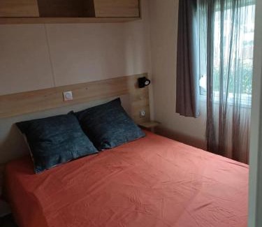 Condrieu Casa | Bungalow confortable près de Condrieu avec piscine partagée