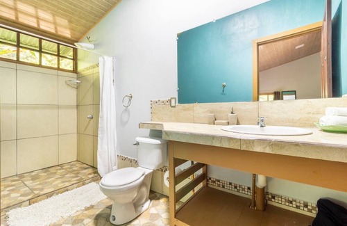 Bahía Drake Casa | Bungalows on Rincón Beach, Drake Bay