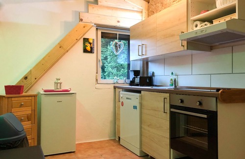 Reinhardtsdorf-Schoena Casa | Bungalow en una zona tranquila del bosque justo en la ruta de senderismo