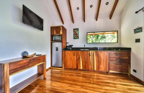 Playa Naranjo Casa | Exclusive Superior Bungalow with Best Ocean Views in Beach Resort Playa Leona