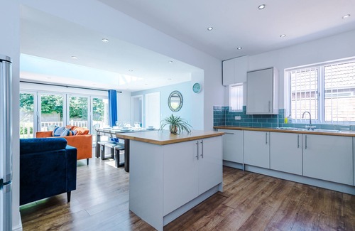 Padeswood Casa | Bungalow/detached/Spacious/pool table/Driveway