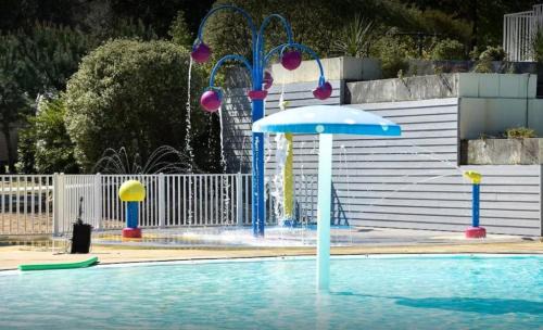 Saint-Brevin-les-Pins Casa | "Bungalow familial à Saint-Brevin-les-Pins avec piscine partagée"