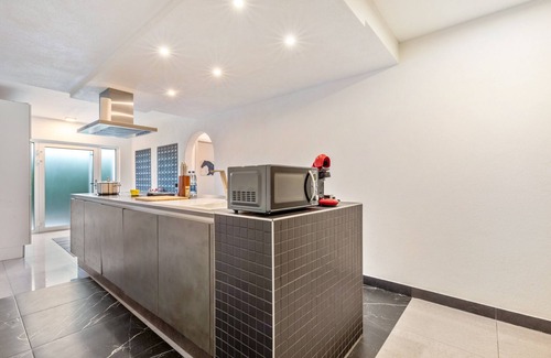 Leonberg Casa | Bungalow 'Ferienwohnung Gerlingerhöhe' con terraza privada y Wi-Fi