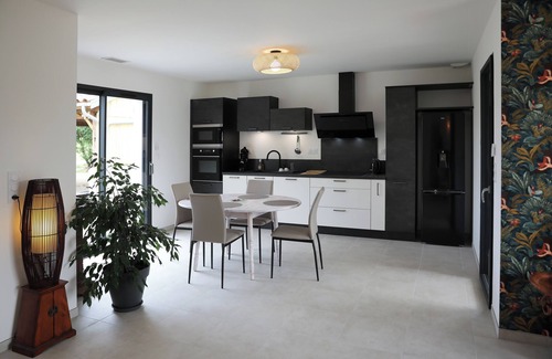 Villeseque Casa | Bungalow fully equipped 2 bedrooms air conditioning swimming pool petanque quiet