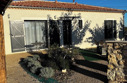 Villeseque Casa | Bungalow fully equipped 2 bedrooms air conditioning swimming pool petanque quiet