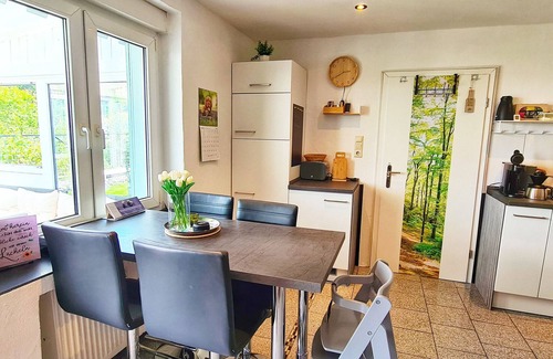 Berlar Casa | Bungalow 'Ferienwohnung Traumblick' con vistas a la montaña, terraza privada y Wi-Fi