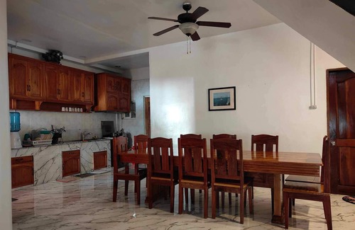 Catarman Casa | Bungalow house by the shoreline best for group of friends or family vacation.