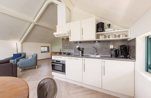 Krachtighuizen Casa | Bonito bungalow con lavavajillas, a 3 km. van Putten