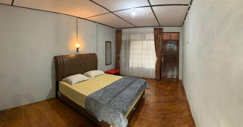 Berastagi Casa | Bungalow Karo Hill