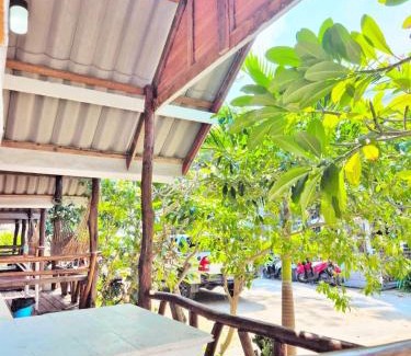 Maret Casa | Bungalow Lemon pieds front de mer a Lamai tikki beach