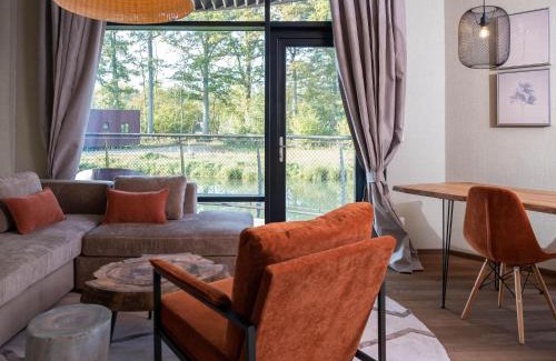 Maubray Casa | Bungalow Near Forest & Lake