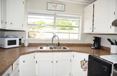 Grand Bay Casa | Bungalow near Main Street - #1