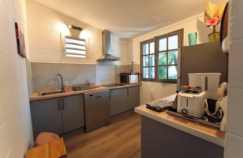 L'Ermitage-les-Bains Casa | BUNGALOW T3 en residencia con jardín tropical a 300 m de la laguna