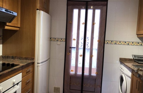 Els Arenals del Sol Casa | BUNGALOW CON TERRAZA 50M2，500M A LA PLAYA