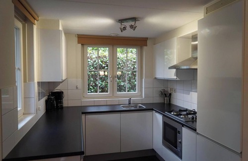 Beekbergen-Zuid Casa | Bungalow with 3 bedrooms, a traditional sauna and a terrace