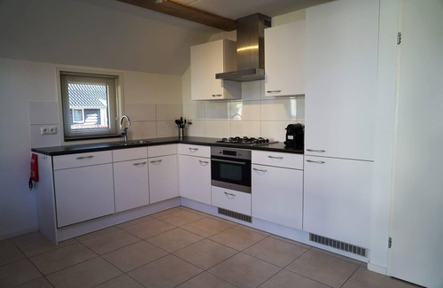 Schaarsbergen Casa | Bungalow with 4 bedrooms and a terrace