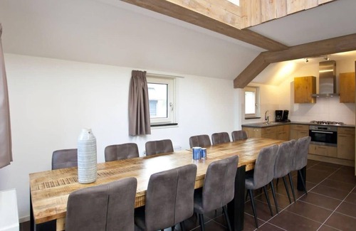 Otterlo Casa | Bungalow with 6 bedrooms, infrared sauna and terrace