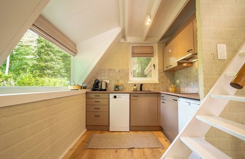 Rekem Casa | Bungalow with garden and pellet stove