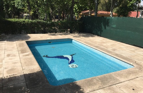 Getafe Alquiler De RV | Bungalows Camping Alpha Madrid