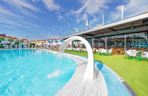 Campo Internacional Maspalomas Complejo | Bungalows Vistaflor