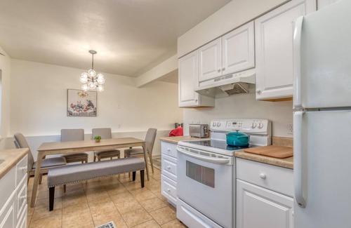 Fruita Casa | Bunk A: Cozy Family Stay Near Downtown & Trails