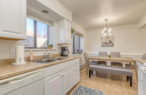Fruita Casa | Bunk A: Cozy Family Stay Near Downtown & Trails