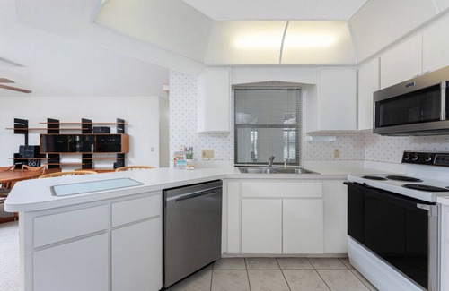 Pebble Beach Apartamento | Bunker Lane Breeze – Rotonda West Pool Retreat