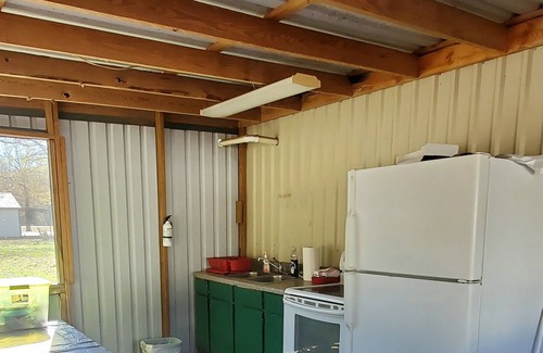 Yantis Cabina | Bunkhouse, Outdoor, Screened In Kitchen!