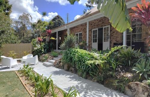 North Maleny Casa | Bunya 4 Bedroom at On Burgum Pond Cottages