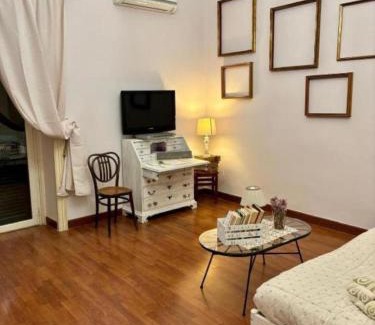 Secondigliano Apartamento | Buono Domus Apartment In centro