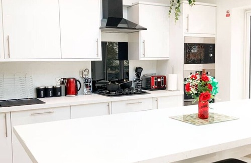 Southampton Casa | Burgess house - Luxury and spacious 3 bedroom home in Southampton