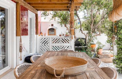 Grandola Casa | BURGUNDY house