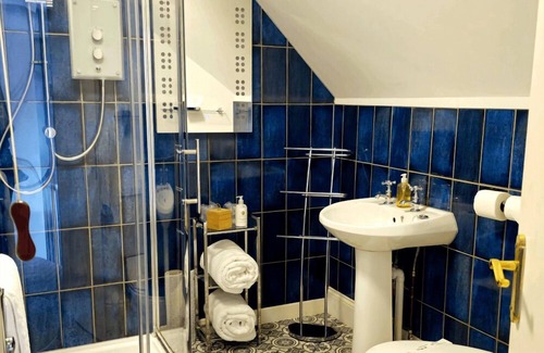 Sheringham Hotel | Burlington Berties