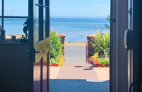 Whiting Bay Casa | Burlington Guest House
