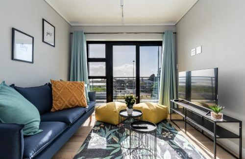 Milnerton Apartamento | Burmeister 202 - 2 Bedroom Apartment Across from Ocean - Onsite Free Parking