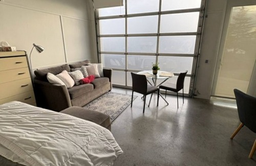 Saanich West Apartamento | Burnside Getaway