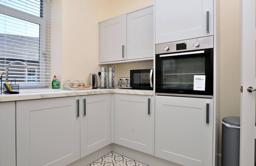 Tighnabruaich Apartamento | Burnside is luxury 3 bedroom apartment, sleeps 6, pet friendly
