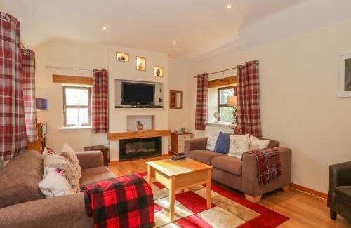 Mynydd Isa Casa | Burnt Oak Stables