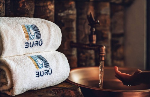 Leticia Hotel | Buru Nature Hotel