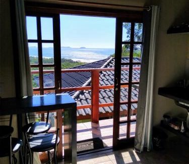 Ubatuba Villa | Burung Flats Itamambuca - Hospedagem com vista para o mar