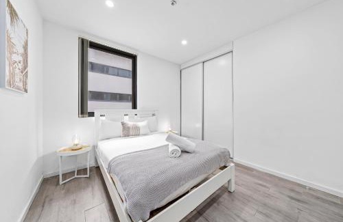 Burwood Apartamento | Burwood 1Br apt nearTrainShopping street parking