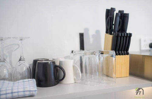 Burwood Apartamento | Burwood Central Apt - Cooking, Laundry, Parking