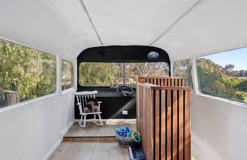 Fyansford Casa | Bus Life, Sleep, Play & Farm Views